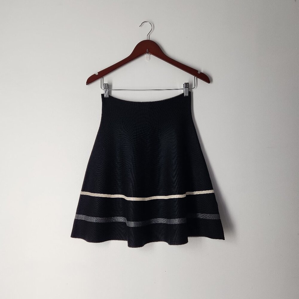 Max Studio sweater knit A-line skirt black gray white stripes size M